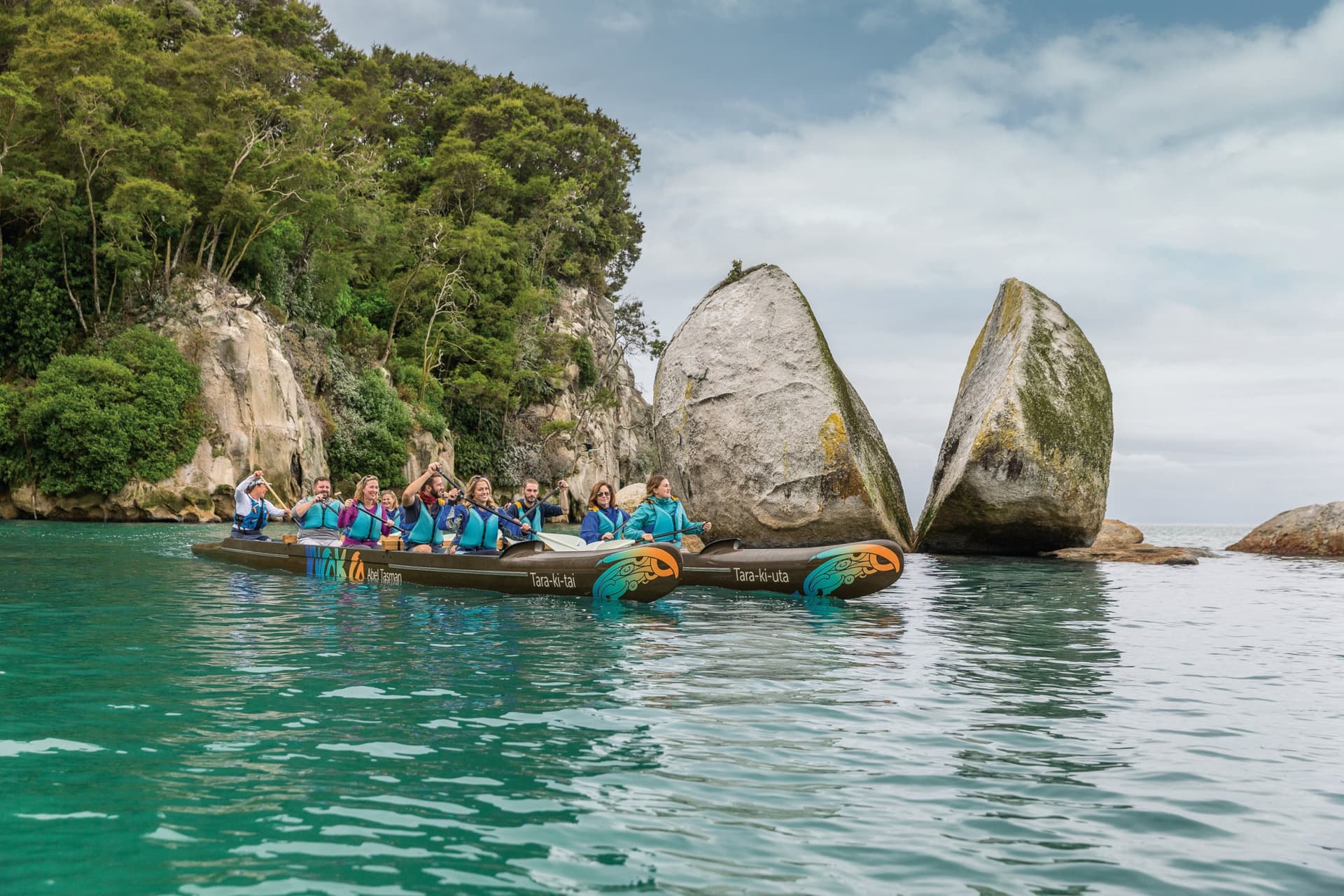 Toka Ngawha (Split Apple Rock) Paddle Tour - main image